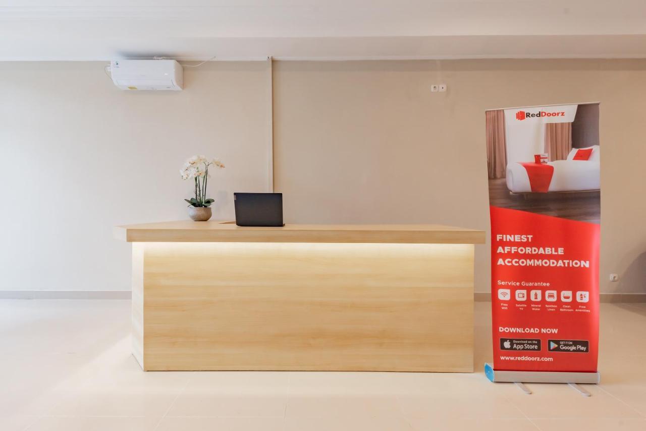 Reddoorz Plus Near Surapati Core Bandung Exterior foto